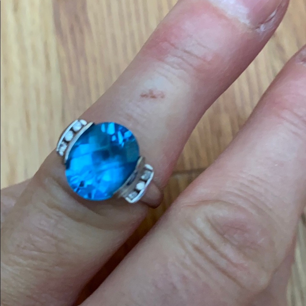 December stone with diamonds